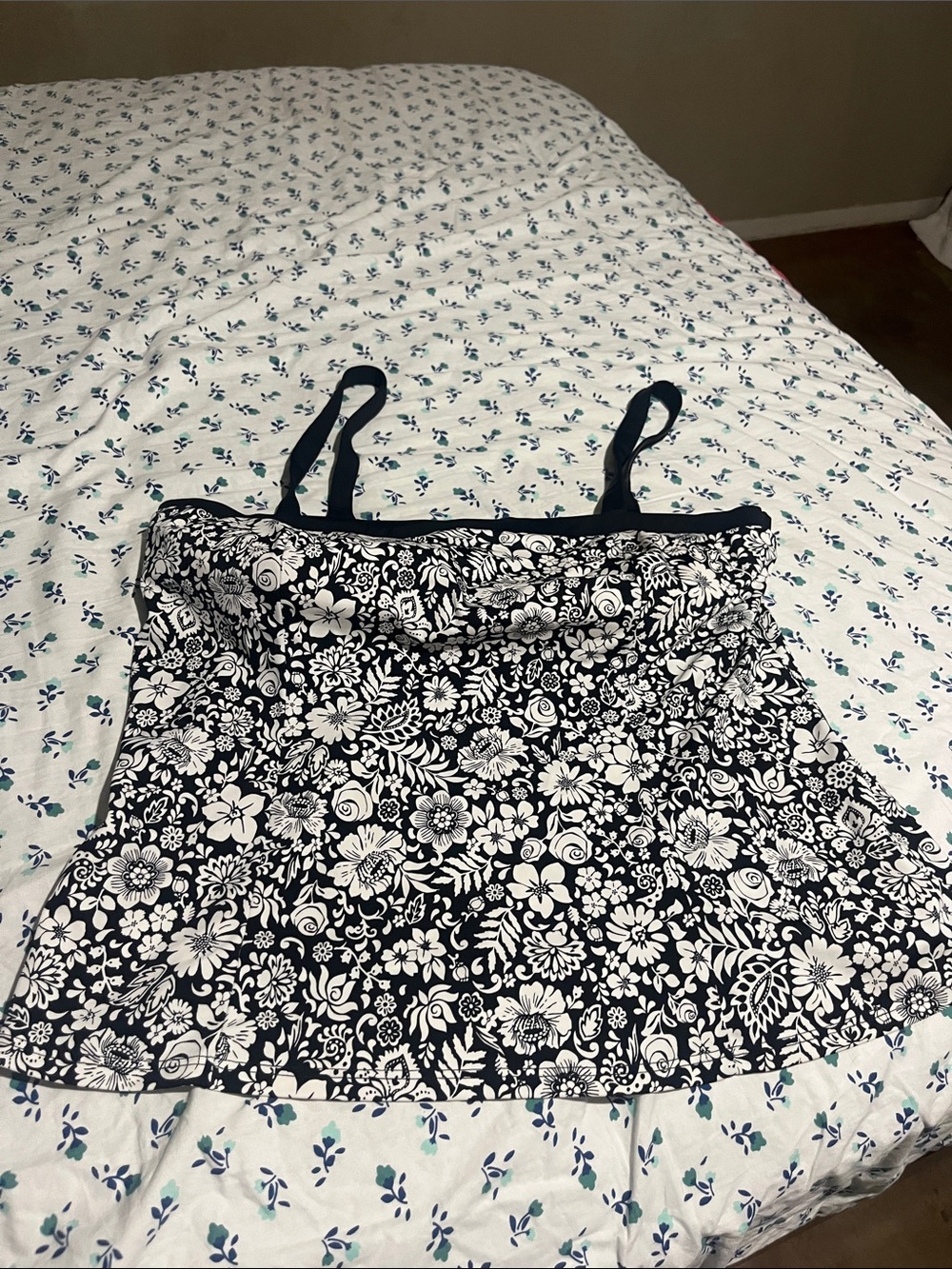 Women’s Black & White Floral Swim Cami